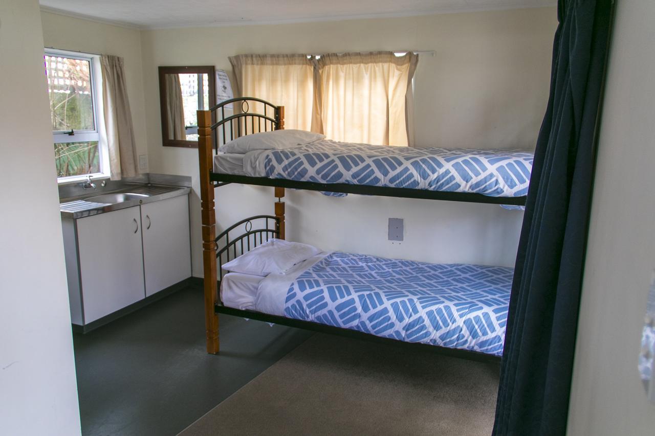 Kiwis Nest Backpackers And Budget Accommodation Dunedin Exteriör bild